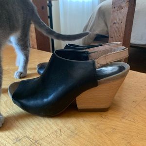 CAMPER Allegra Clog-ish heels (Kitty Not Included)